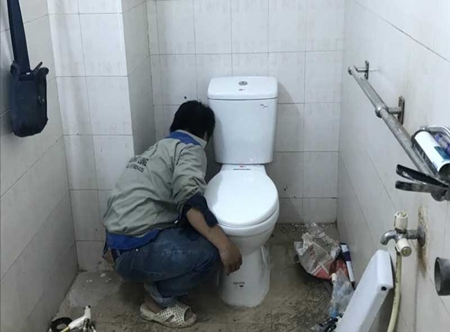 th&ocirc;ng bồn cầu nghẹt quận T&acirc;n Ph&uacute;