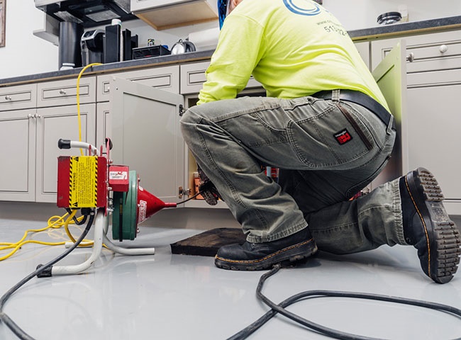 Dịch vụ thông cống nghẹt quận Tân Phú uy tín