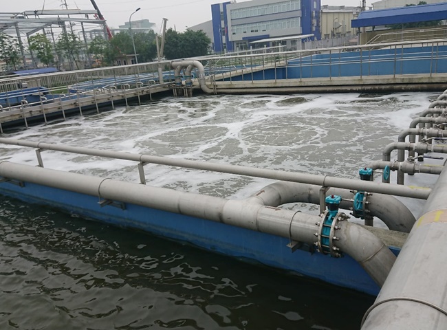 Dịch vụ cho thu&ecirc; xe bồn chở b&ugrave;n vi sinh huyện H&oacute;c M&ocirc;n Thuận Ph&aacute;t